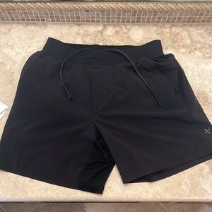 Lululemon T.H.E linerless short 7 in